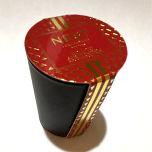NEST Fragrances Mini Holiday Scented Candle, Black Red Gold Wax, Round